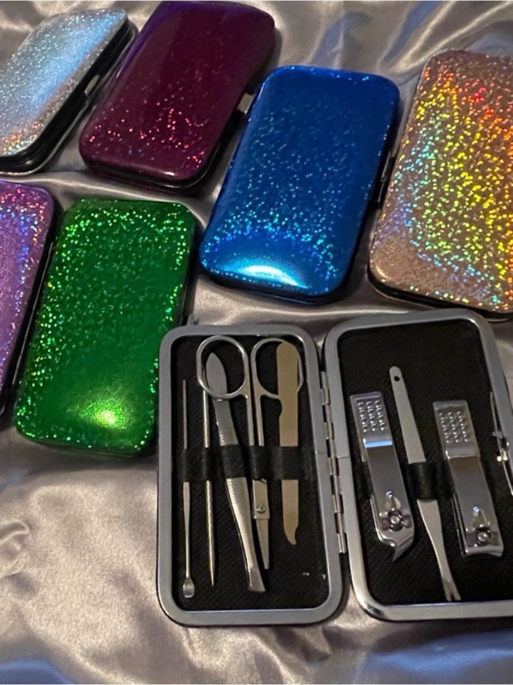 Holographic Manicure Set - Multi-Color